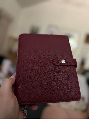 A6 Aura Estelle Ring Planner in very rare Wild Syrah Burgundy Color